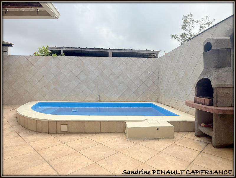 Maison - 155 m² - 4 pièces