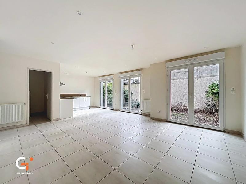 Maison - 110 m² - 4 pièces