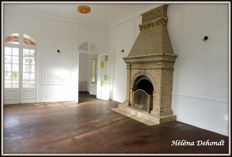 Maison - 330 m² - 13 pièces