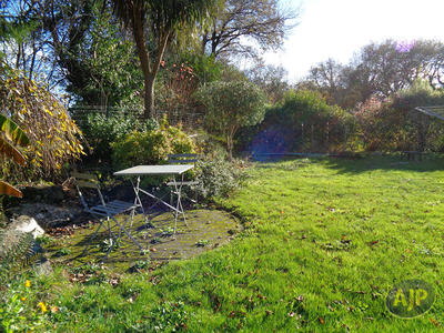 Maison - 290 m² - 12 pièces