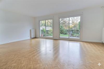 Appartement - 106 m² - 4 pièces