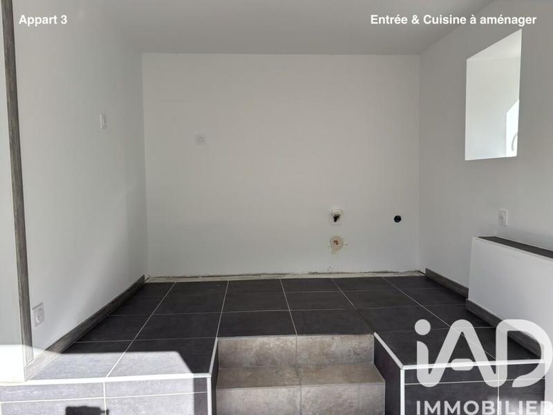 Maison - 230 m² - 10 pièces