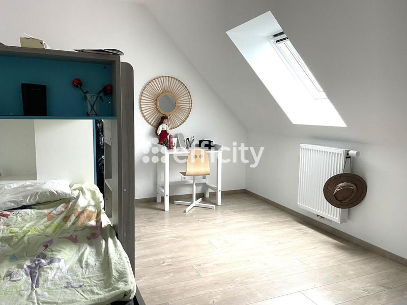 Maison - 169 m² - 8 pièces