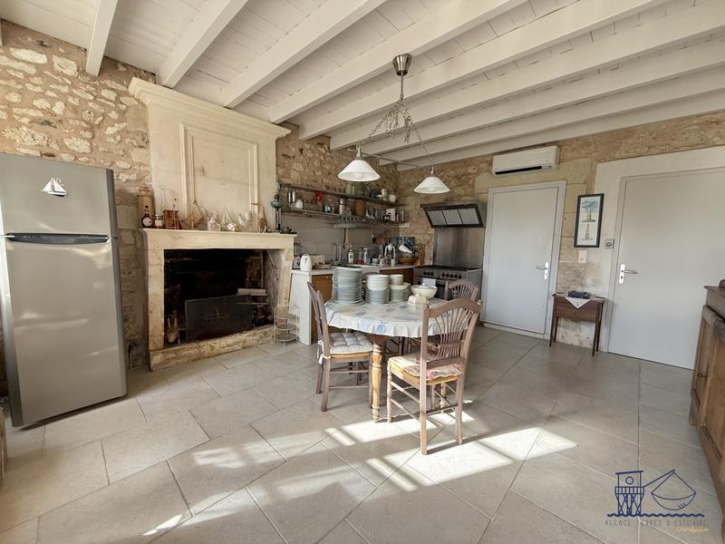 Maison ancienne - 117 m² - 4 pièces