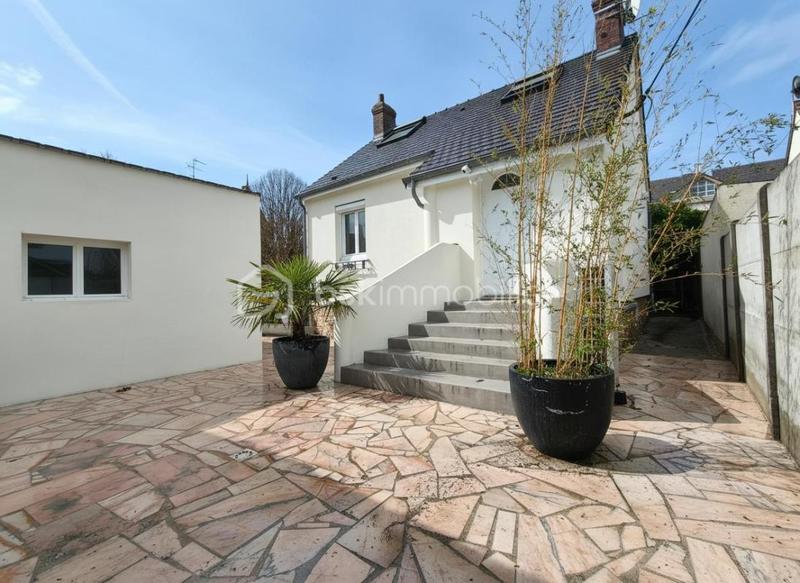 Maison - 101 m² - 5 pièces