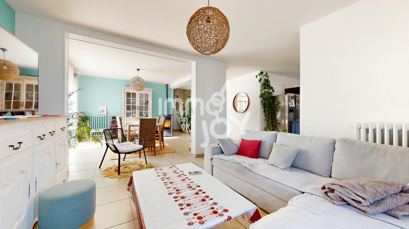 Maison - 164 m² - 5 pièces