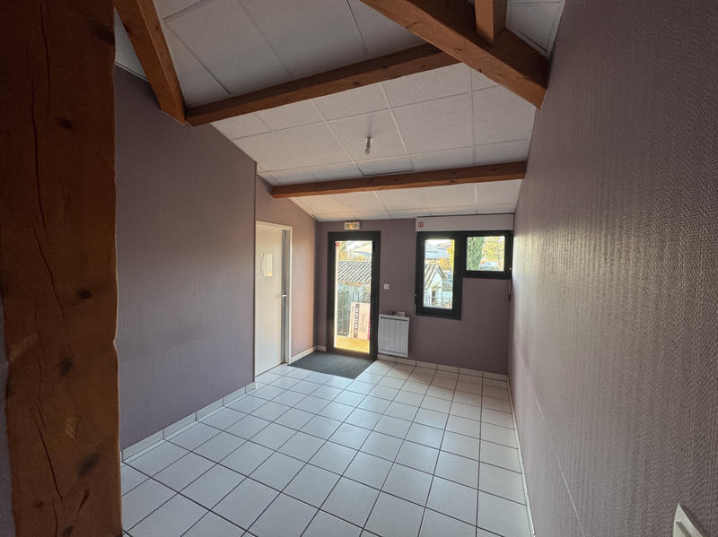 Bureau - 65 m²