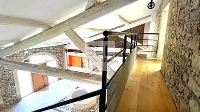 Maison chambre d'hôtes - 354 m² - 9 pièces