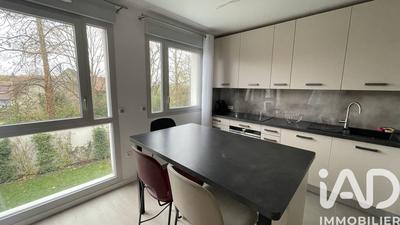 Appartement - 79 m² - 4 pièces