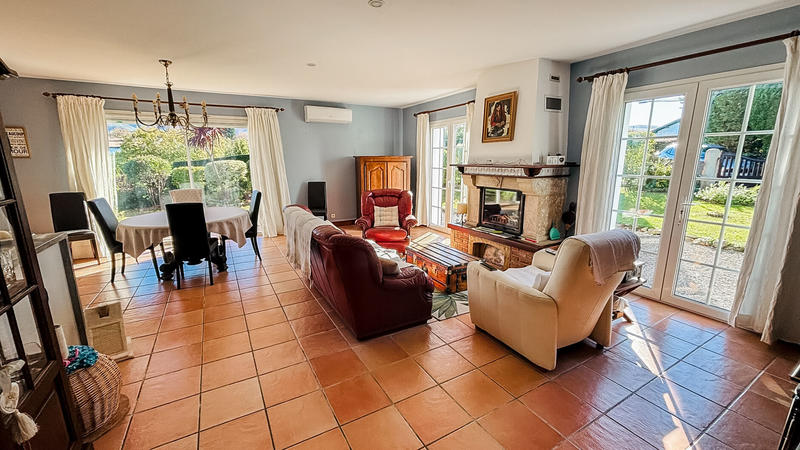 Maison - 117 m² - 5 pièces