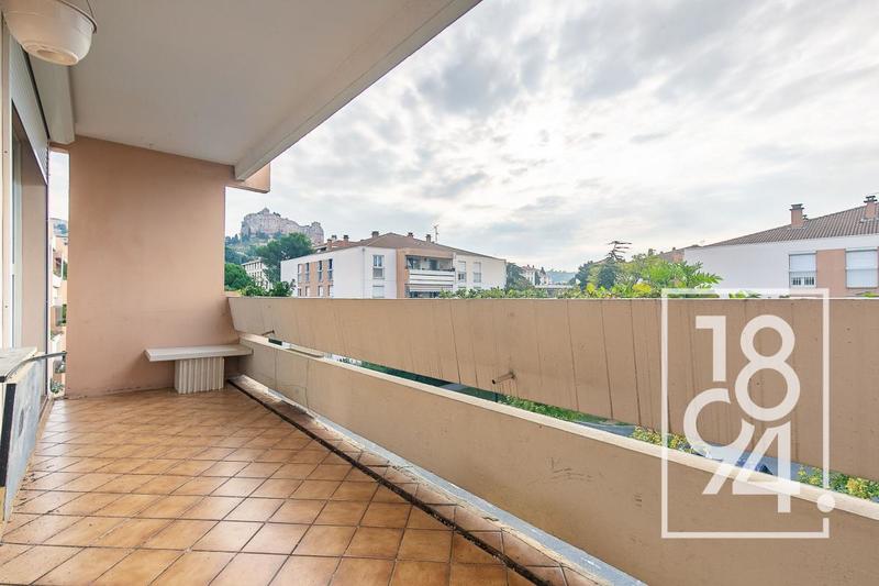 Appartement - 86 m² - 4 pièces