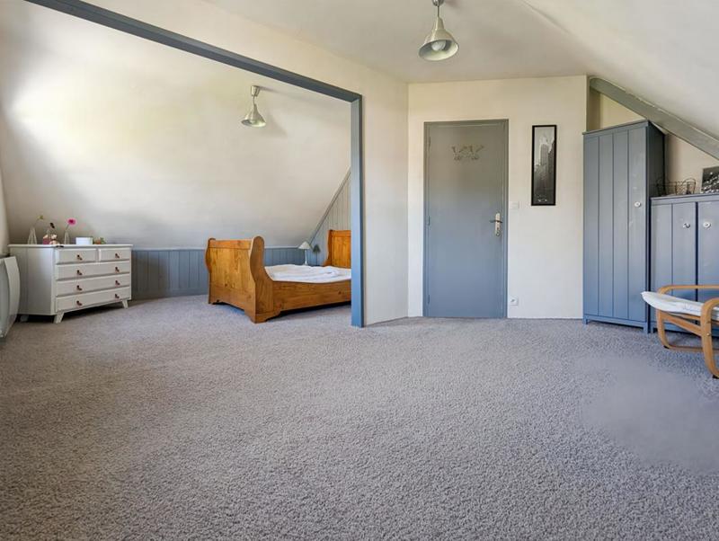 Maison - 165 m² - 8 pièces