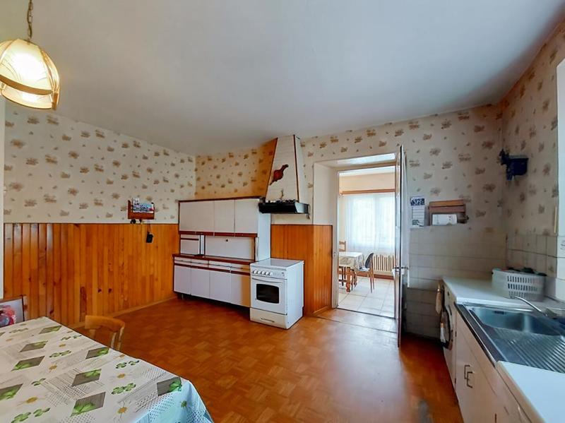 Propriété - 192 m² - 6 pièces