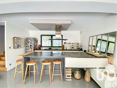 Maison - 160 m² - 5 pièces