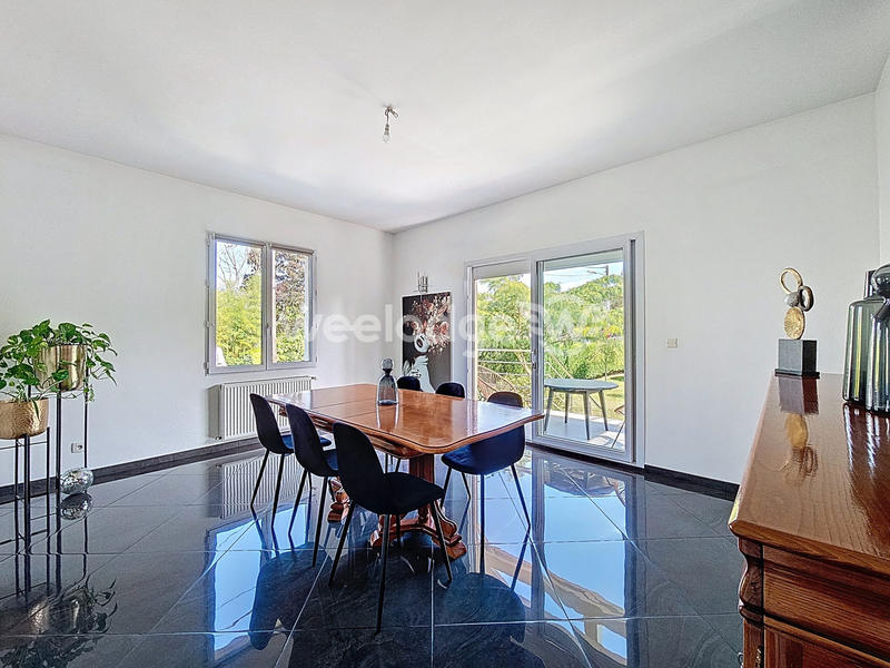 Maison - 165 m² - 7 pièces