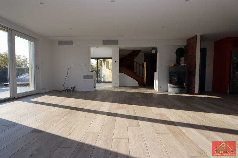 Maison - 195 m² - 9 pièces