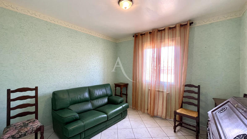 Maison - 97 m² - 5 pièces