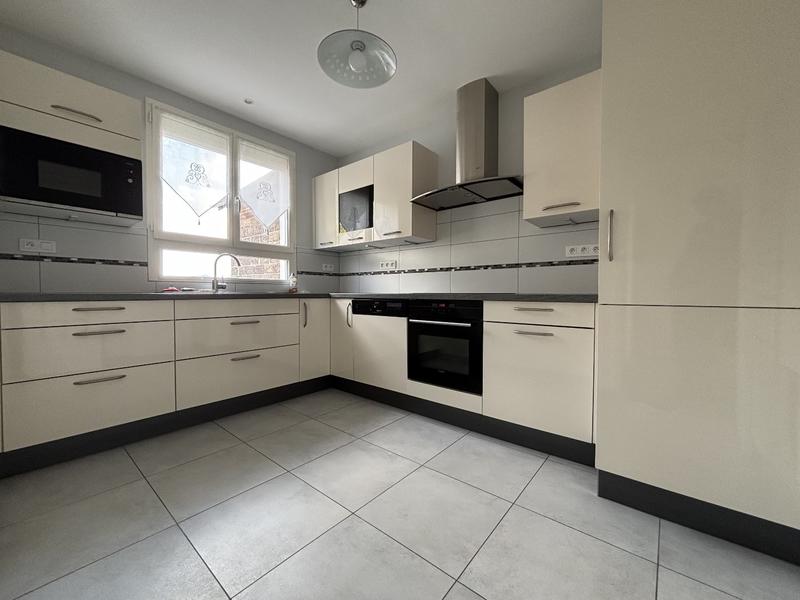 Maison - 130 m² - 5 pièces