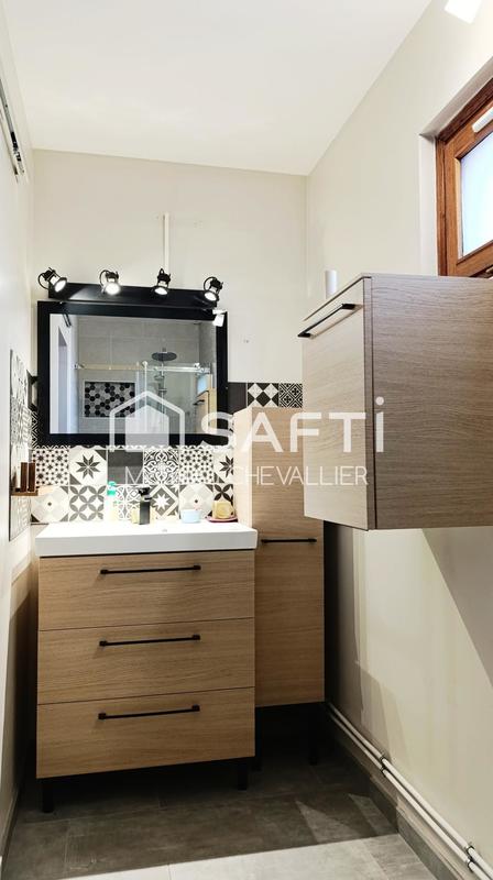 Maison - 95 m² - 3 pièces