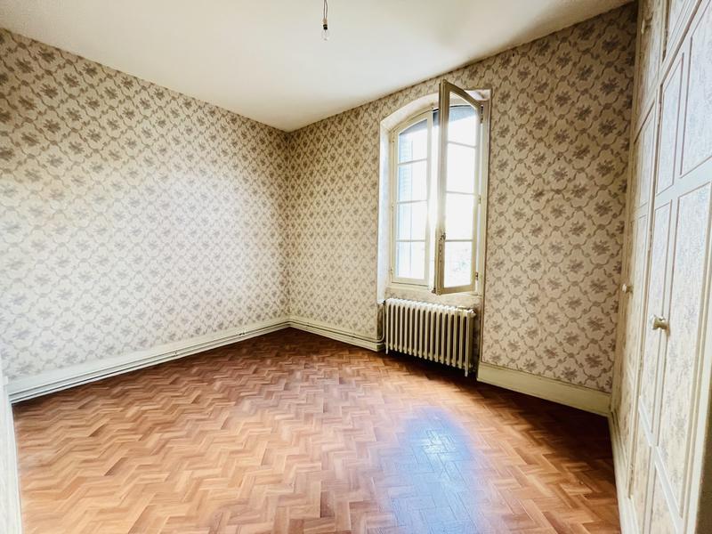 Maison - 105 m² - 4 pièces