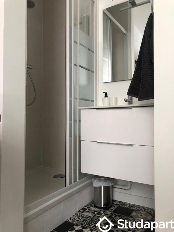 Chambre - 9 m² - 1 pièce