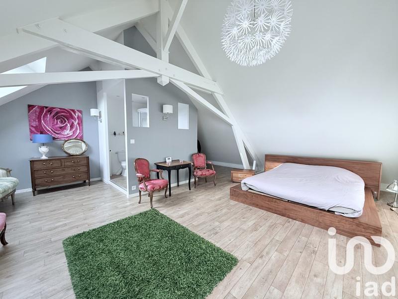 Maison de maîtres - 225 m² - 9 pièces