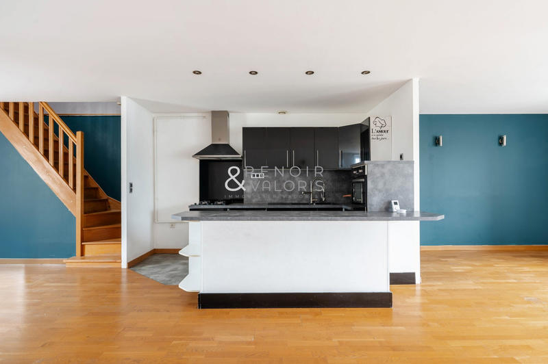 Appartement - 109 m² - 6 pièces