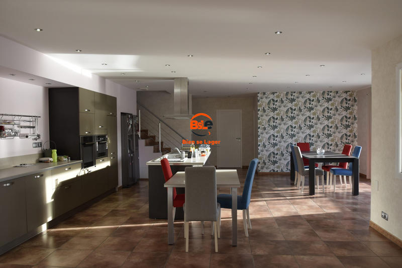 Maison contemporaine - 165 m² - 5 pièces