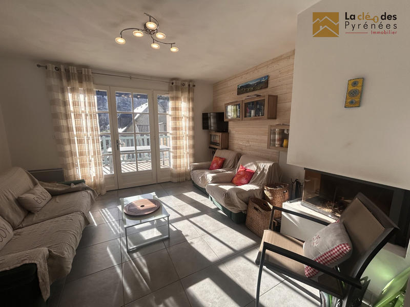 Maison traditionnelle - 100 m² - 5 pièces