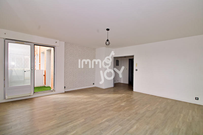 Appartement - 100 m² - 6 pièces