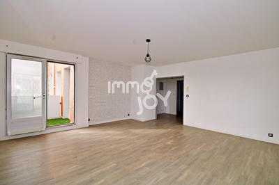 Appartement - 100 m² - 6 pièces