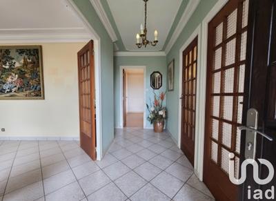 Maison - 185 m² - 8 pièces