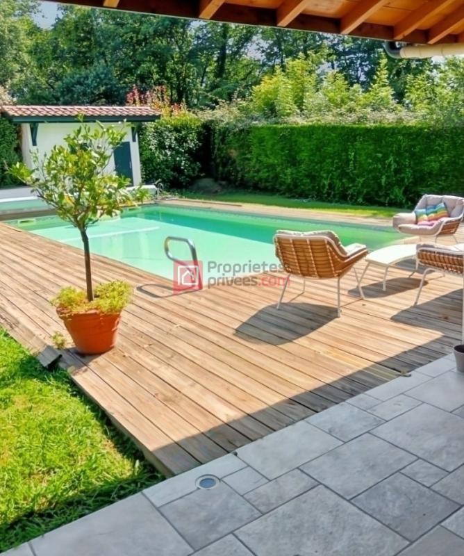 Maison - 168 m² - 6 pièces