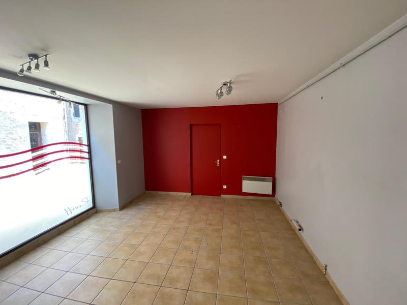 Maison - 275 m² - 13 pièces