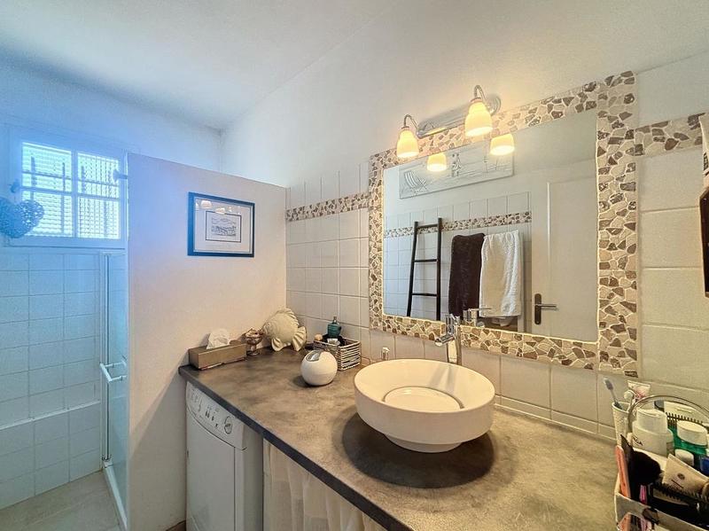 Appartement - 90 m² - 4 pièces