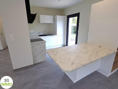 Maison - 122 m² - 5 pièces