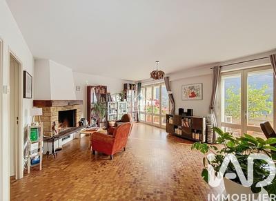 Appartement - 113 m² - 3 pièces