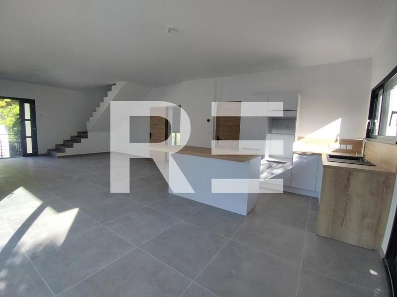 Maison - 117 m² - 4 pièces