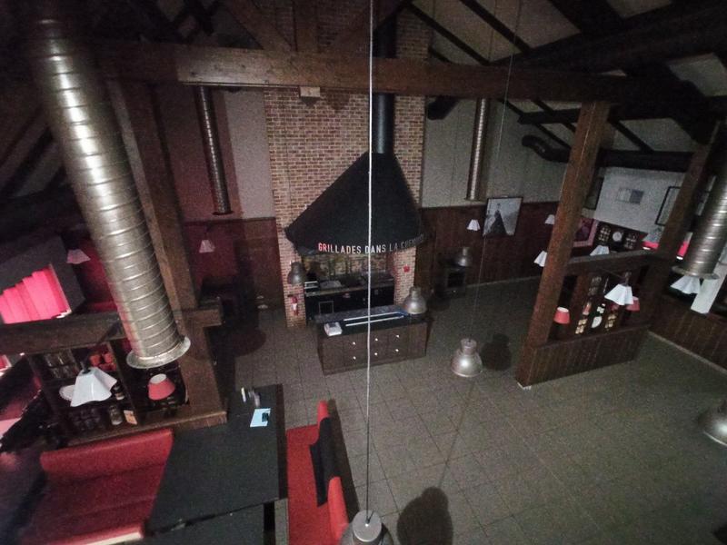 Local commercial - 373 m²