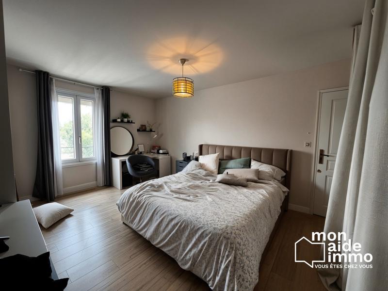 Maison - 162 m² - 6 pièces