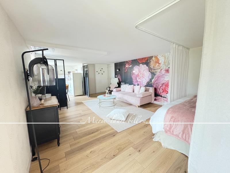 Maison - 177 m² - 7 pièces