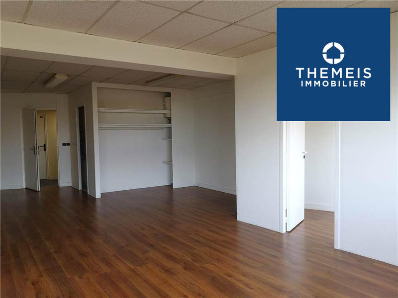 Bureau - 52 m² - 2 pièces