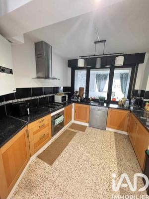 Maison - 110 m² - 5 pièces