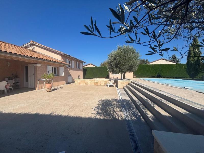 Maison - 126 m² - 5 pièces