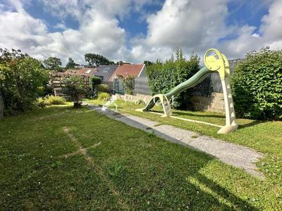 Maison - 106 m² - 6 pièces