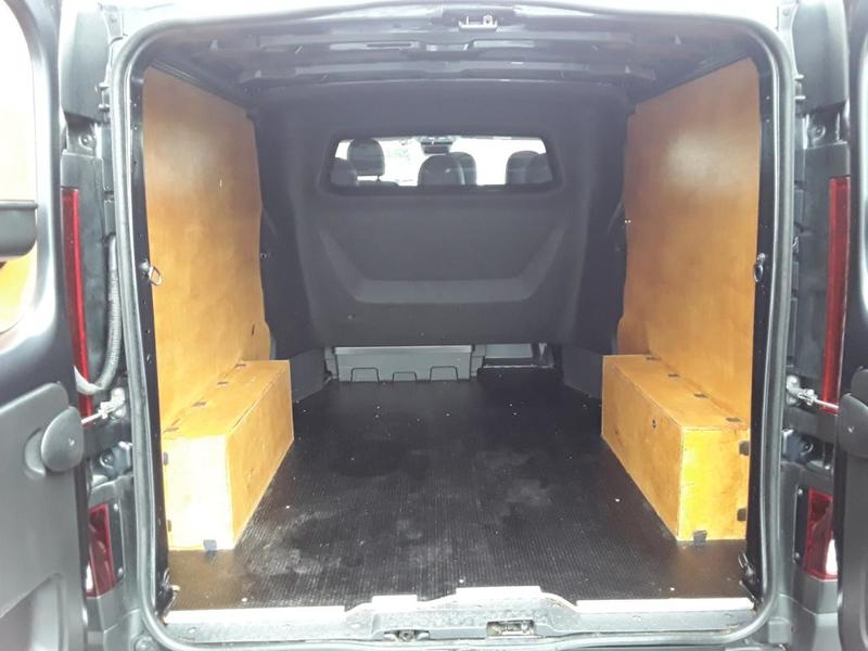 Nissan Primastar L2h1 2.0 Dci 150 Cv Connecta 6 Places Bva