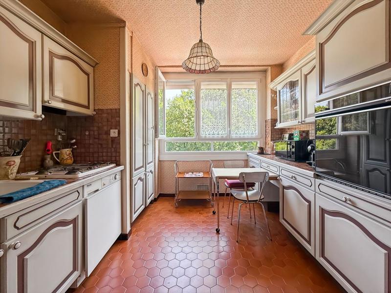 Appartement - 76 m² - 3 pièces