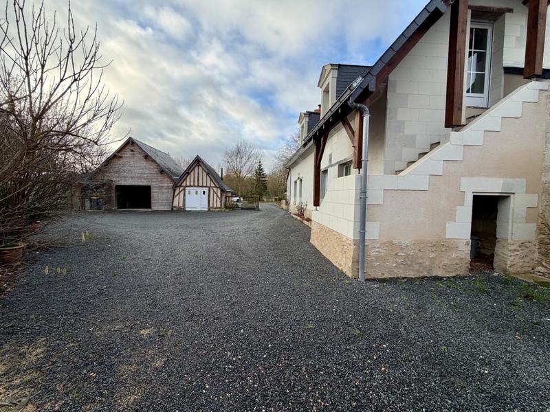 Maison - 160 m² - 8 pièces