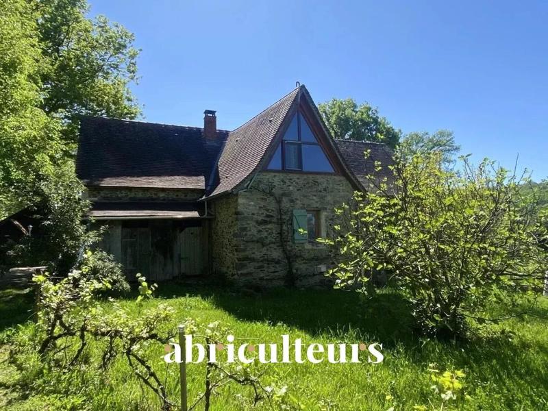 Maison de village - 160 m² - 9 pièces