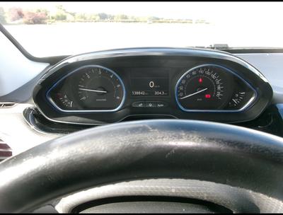 Peugeot 2008 Bhdi 100 Allure Business Bvm